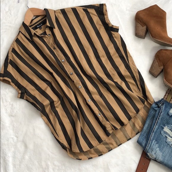 Madewell Tops - Striped MADEWELL oversized button down❤️